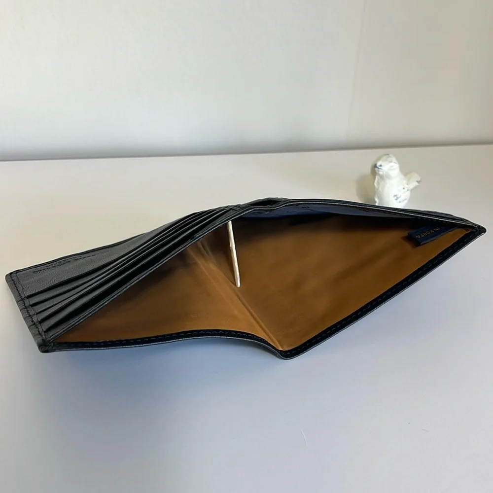 Carlo Amboldi Lambskin Men’s Wallet